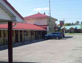 Exterior 2 Lakeridge Motel