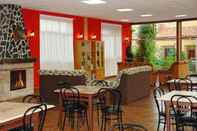Quầy bar, cafe và phòng lounge Hotel Rural La Villa Don Quijote