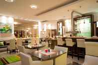 Bar, Kafe dan Lounge Arthotel ANA Petite