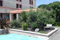 Swimming Pool MetrHotel Basso Cambo