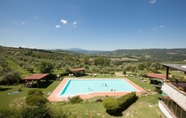 Swimming Pool 4 La Vecchia Fattoria