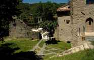 ภายนอกอาคาร 4 Casteldelpiano Agriturismo & Cantina