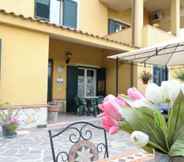 Exterior 7 Bed & Breakfast S. Elia