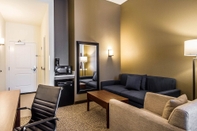 Common Space Comfort Suites Woodland - Sacramento Airport