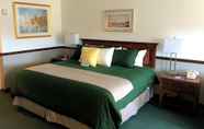 Kamar Tidur 6 Camden Riverhouse Hotel