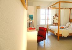 침실 2 Bella Colina I Vintage Hotel est. 1953