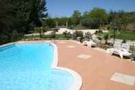 Swimming Pool Il Mandorleto