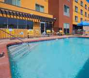 Swimming Pool 6 Fairfield Inn & Suites El Paso Airport