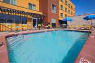 Swimming Pool Fairfield Inn & Suites El Paso Airport