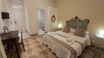 Bilik Tidur 4 B&B Trapani Granveliero