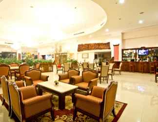 Lobby 2 Champasak Grand Hotel