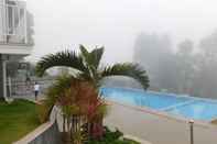 Swimming Pool The Fog Munnar Resorts & Spa