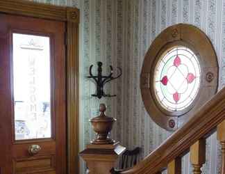 Lobby 2 The Colonel's In B&B