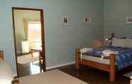 Bilik Tidur 4 Baergnaescht Bed & Breakfast