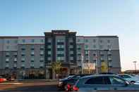 Exterior Hampton Inn & Suites by Hilton Bolton