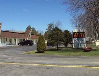 Exterior 2 Twin Peaks Motel