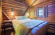 Bedroom 5 Kootenay Park Lodge