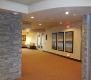 Lobby 3 Ledgestone Hotel Vernal