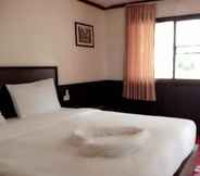 Kamar Tidur 3 J2B Beach Bungalows