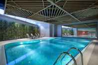 Swimming Pool Hilton Garden Inn Istanbul Beylikduzu