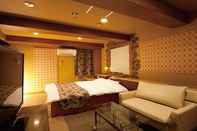 Bilik Tidur Hotel Dessert Hills - Adults only