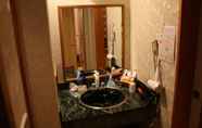 Toilet Kamar 3 Hotel Parco - Adults only