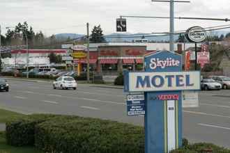 Bangunan 4 Skylite Motel