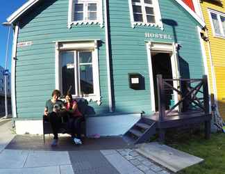 Exterior 2 Tromso Activities Hostel