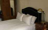 Kamar Tidur 3 The Macquarie Hotel