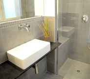 In-room Bathroom 3 Apart Hotel Riviera - Grimaldi - Promenade des Anglais