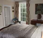 Kamar Tidur 4 Burnhopeside Hall