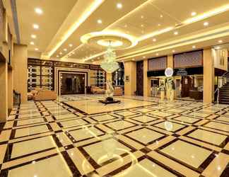 Lobi 2 Golden Tulip Vasai Hotel and Spa