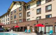 Swimming Pool 2 Towneplace Suites Portland Vancouver