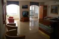 Lobby Hotel Eliani