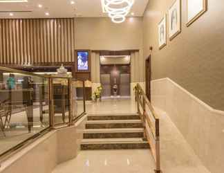 Lobi 2 Hawthorn Suites by Wyndham Abu Dhabi City Centre