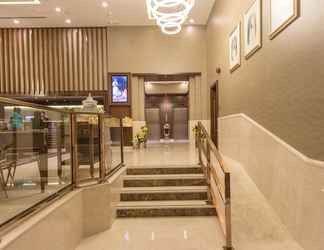 Lobi 2 Hawthorn Suites by Wyndham Abu Dhabi City Centre