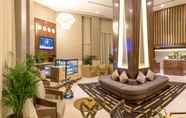 Lobby 7 Hawthorn Suites by Wyndham Abu Dhabi City Centre