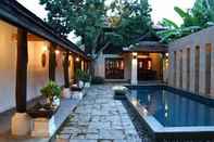 Kolam Renang Bann Tazala Exclusive Residence