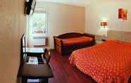 Bedroom 6 Hotel de la Montagne Noire