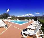 Swimming Pool 3 Resort Santa Maria