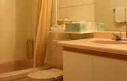 Toilet Kamar 5 Best Continental Motel