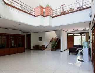 Lobi 2 Pondok Asri Family Guest House