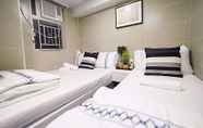 Kamar Tidur 6 Joyous Guest House