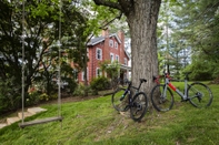 Fitness Center The Applewood Manor