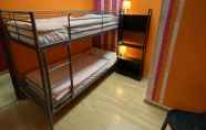 Phòng ngủ 6 Bed Madrid - Hostel