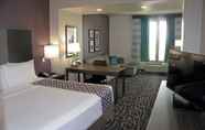 Bedroom 6 La Quinta Inn & Suites by Wyndham Corpus Christi - Portland