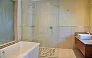 In-room Bathroom 2 Birchwood Hotel and OR Tambo Conference Centre