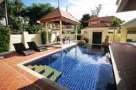 สระว่ายน้ำ Bang Saray Pool Villa by Pattaya Sunny Rentals