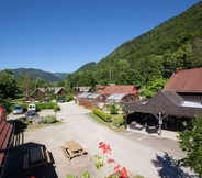 Nearby View and Attractions 2 Auberge et Chalets de la Wormsa