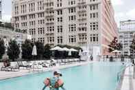 Swimming Pool Level Los Angeles Downtown - South Olive